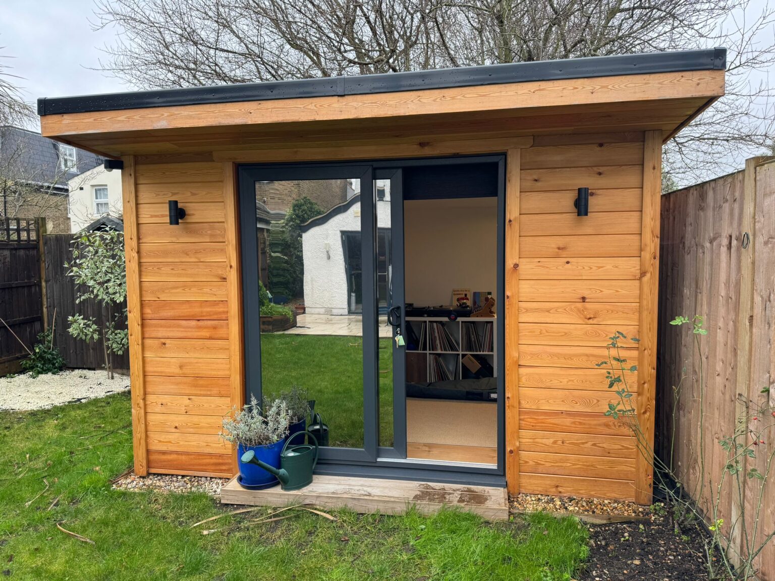 Bespoke garden building by CanaCabins at Crystal Palace Road, East Dulwich, South London