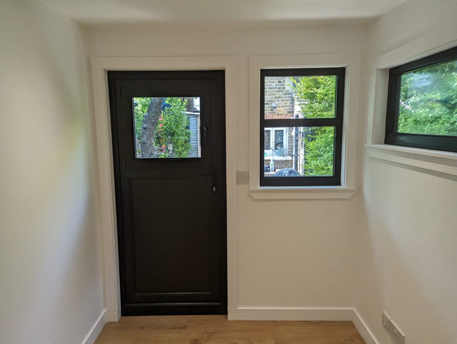 Bespoke garden building by CanaCabins at Derwent Grove, East Dulwich, South London